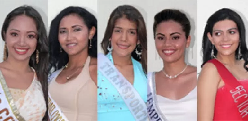 Cinco de las candidatas inscritas para señorita Arauca, quien representara a la ciudad en las fiestas patronales de diciembre.