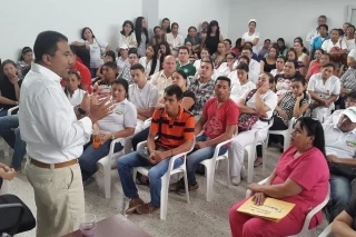 Un llamado a trabajar unidos, en equipo y en armonía hizo el gobernador Facundo Castillo Cisneros a los funcionarios del Hospital San Vicente de Arauca.