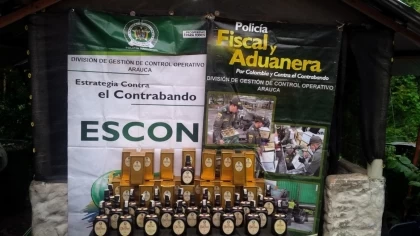 Policía Nacional realiz  planes operativos y preventivos, con la finalidad prevenir la venta y consumo de licor adulterado, en los establecimientos  abiertos al público del municipio, para evitar posibles casos de intoxicación o muerte. 