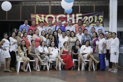 La Secretaría de Educación y Cultura Municipal quiso rendir un homenaje y exaltar la labor docente y directiva docente, a través de la entrega de menciones honoríficas y reconocimientos.