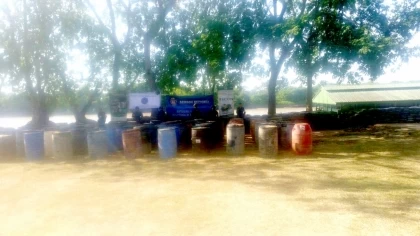 Cuatro mil galones de combustible incautó la Policía Fiscal y Aduanera y la Armada Nacional en zona rural del municipio de Arauca.
