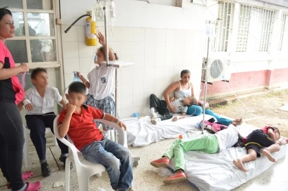 325 niños fueron afectados por comida en mal estado.