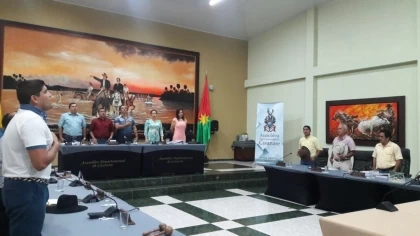 Con la presencia de los 11 diputados de Casanare, el Gobernador Alirio Barrera instaló oficialmente el periodo de sesiones extraordinarias para el estudio del Plan de Desarrollo “Casanare Con Paso Firme”.