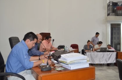 Diputados de Arauca piden a contratistas de vivienda de Arauca acelerar la construcción de las distintos planes de viviendas que están paralizados.
