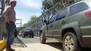 La infraestructura que se pone al servicio, es un puente tipo Acrow Panel, cuenta con 172 metros de longitud, cinco metros de amplitud y  capacidad de 52 toneladas.