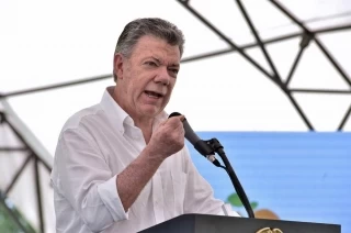 Presidente anuncia suspensión del quinto ciclo de conversaciones con el ELN hasta cuando sea coherente entre sus palabras y sus acciones.