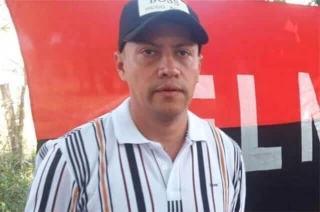 Rafael Andrés Riaño, fue entregado por el ELN a una comisión de la Defensoría del Pueblo y la Iglesia Católica en zona rural del municipio de Saravena, Arauca.