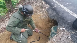 Autoridades frustan atentado en carretera Saravena -  Cubará, el artefacto de cien kilos estaba compuesto por anfo y pentonita.