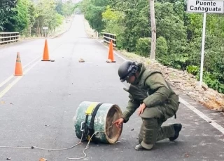 Los araucanos en alerta máxima por posibles atentados terroristas, la finalización de la negociación del Estado con guerrilla del ELN, ha generado zozobra en la ciudadanía, estamos volviendo al pasado.