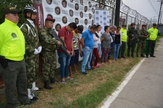 La autoridades capturaron a ocho personas sindicadas de microtráfico en el municipio de Arauca.