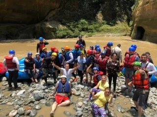 Empresarios casanareños recorren atractivos turísticos del Meta con operadores locales