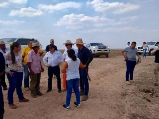 Pavimentación de la vía Caracol y rehabilitación de una vía terciaria mejoraran la calidad de vida de los habitantes de este sector.