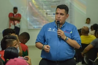 El ingeniero Ronal Velandia señala: Álvaro Uribe ha sido un ejemplo de lucha por mejorar a Colombia.