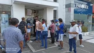 Secretaría de Salud inspeccionó locales comerciales que reabrieron en Yopal. Un establecimiento fue cerrado por incumplir las medidas de bioseguridad y protección exigidas por el Ministerio de Salud.