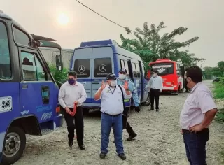 Inicialmente 3 de las 14 rutas existentes en el municipio reanudaron el servicio y se espera que dos más empiecen a operar en el transcurso de la semana.
