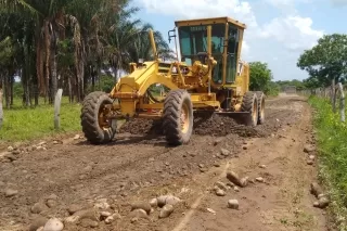 Realizan mantenimiento de carreteras en Hato Corozal, para mejorar la movilidad de familias campesinas de varias veredas.