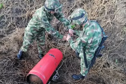 Ejército desactivo varios cargas explosivos en el departamento de Arauca.