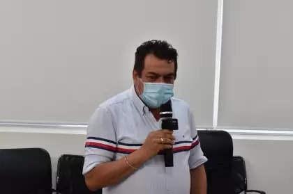 El mandatario local invitó a la ciudadanía a estar alerta ante proyectos de vivienda que podrían contener irregularidades.