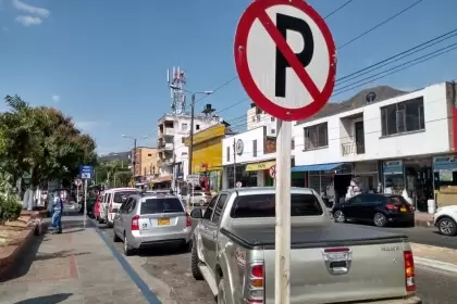 La Secretaría de Tránsito y Transporte Municipal hace presencia en el sector del parque La Estancia.