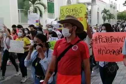 Jovenes también marcharon en Arauca.