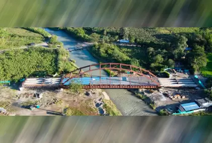 Avanza en un 95 por ciento la construcción del puente sobre el río Claro, en El Castillo