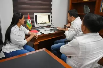 Gobernación de Arauca garantiza servicio de transporte escolar con más de 41 mil millones de pesos aprobados por el OCAD Regional.
