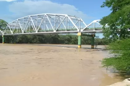 Hay alerta roja en la cuenca del rio Arauca y se advierte sobre crecientes súbitas de sus principales afluentes
