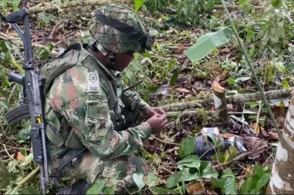 Ejército Colombiano destruye nueve minas antipersonal en Arauca.