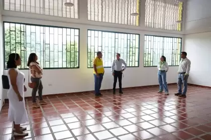 Alcaldía de Puerto Carreño Inaugura Nueva Aula para Mejorar la Calidad de la Educación
