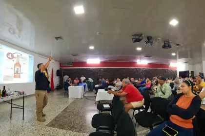 Programa anticontrabando de Arauca capacita a 200 vendedores para el  Día Departamental del Llanero