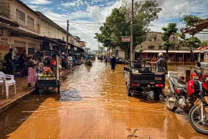 Puerto Carreño lleva más de 25 días parcialmente inundado.