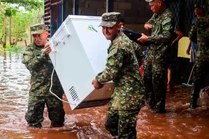 Unidades militares atienden a damnificados por invierno en Vichada