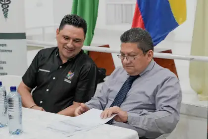 Gobernador presentó nuevo director del hospital San Vicente y revelo sus retos.