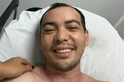 Una vaca lo golpeó durante una faena de trabajo de llano, pero se está recuperando.