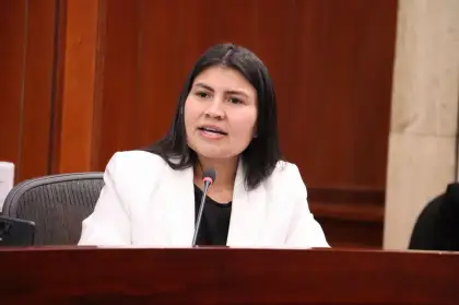 Corte Suprema de Justicia ordena capturar a la congresista de Arauca Karen Manrique.