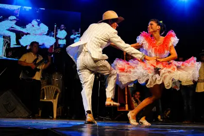 Pareja de baile de joropo 