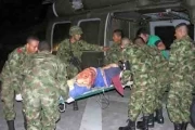 <p><em>La guerrillera herida fue evacuada por v&iacute;a &aacute;rea desde el lugar de los combates por el Ejercito.</em></p>