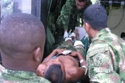 Un guerrillero que fue herido en combates con el Ejército en Arauquita, fue evacuado en helicóptero y trasladado al Hospital San Vicente de Arauca. Foto: Brigada 18.