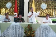 El Presidente Álvaro Uribe Vélez en el consejo de seguridad desarrollado en Arauca, reiteró la  recompensa de hasta $5.000 millones por alias Timochenko y Grannobles jefes de las farc.