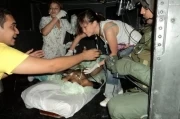 <p>La aviaci&oacute;n del Ej&eacute;rcito Nacional realiz&oacute; el traslado del estudiante, al Hospital San Vicente de Arauca. Foto: D&eacute;cima Octava Brigada.</p>