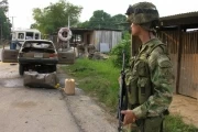 A 100 metros de un puesto de salud en Panamá de Arauca fueron encontrados 2 vehículos cargados con explosivos alfo e indugel, que el Ejército y la Policía desactivaron.