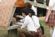 Los bachilleres del colegio Comfiar en Arauca cerraron la urna del tiempo, con sus sueños, fotos y objetos. La abrirán en el año 2020. 