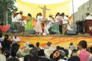 Los araucanos celebraron el día del llanero, con desfile y representación de costumbres llaneras, realizadas por personas de los 7 municipios del departamento de Arauca.