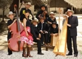 <p><em>Integrantes del Grupo Cimarr&oacute;n que participara en el Tour Euroam&eacute;rica 2008.</em></p>
