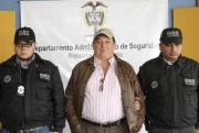 El ex - gobernador Julio Acosta Bernal fue capturado durante una diligencia de allanamiento desarrollada por detectives del DAS en una vivienda del norte de Bogotá este lunes 14 de marzo.
