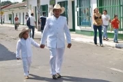 Los araucanos celebraron el Día de la Araucanidad, inicio de las Fiestas de Santa Bárbara de Arauca que van hasta el 8 de diciembre.