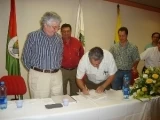 Firma del conveni. 