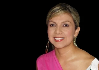 La designada Directora para la Relación con los Medios es comunicadora social y periodista, especialista en opinión pública y marketing político.