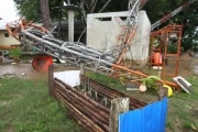 En febrero de 2013 la alcaldía de Arauca había solicitado a Movistar retiro de antena que causo daños a escuela Salto Ángel en la vereda la Pachera del Caracol.