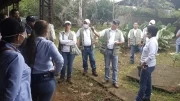 Las medidas se mantienen porque a pesar de haber realizado labores de limpieza y organización todavía no están en condiciones óptimas para iniciar operaciones hasta tanto no se presenten nuevos planes de mejoramiento.